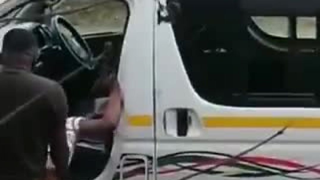 Mageza fucking  passenger