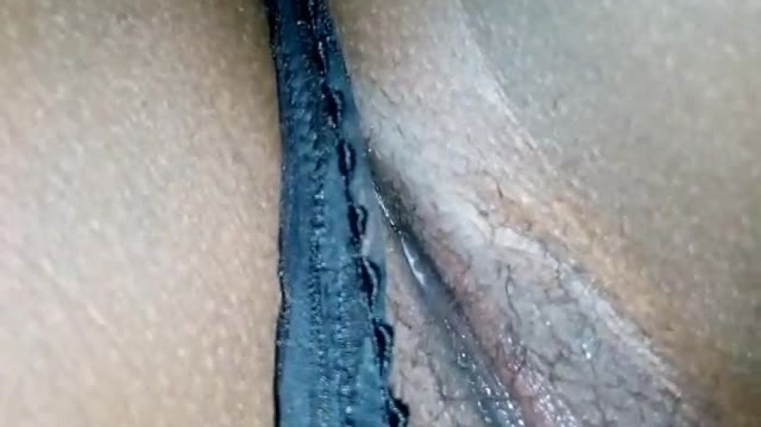 ⁣Wet morning  pussy