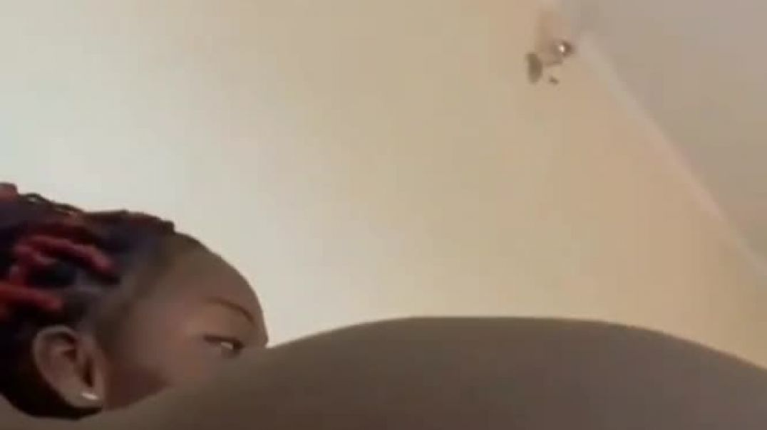 ⁣Natural  ass beautiful  pussy
