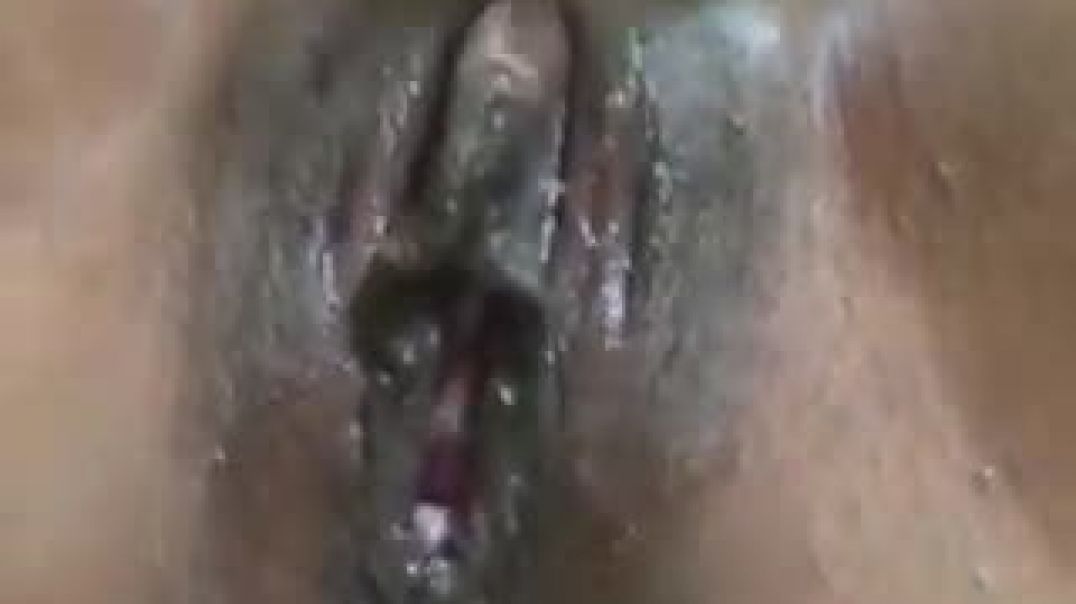 ⁣Wet punani