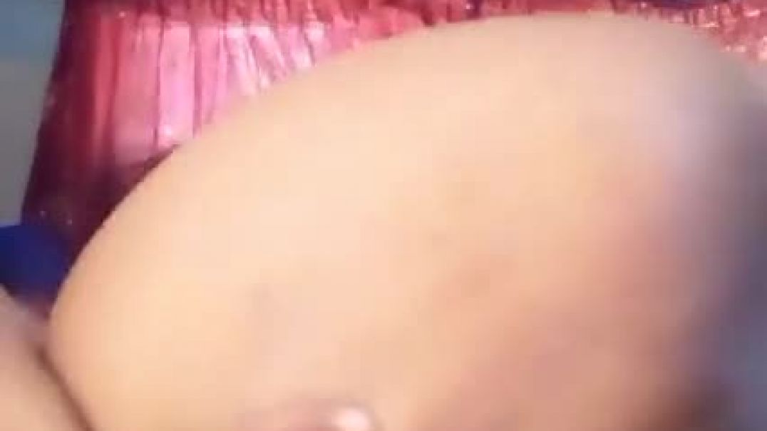 ⁣Sonia open big fat ass