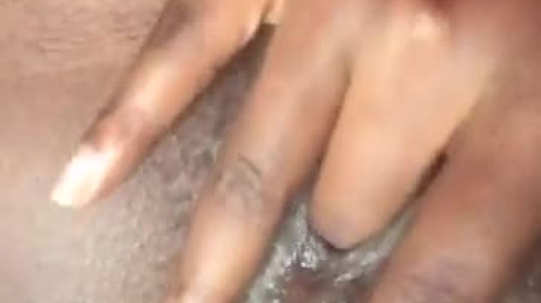 Middle  finger get deep