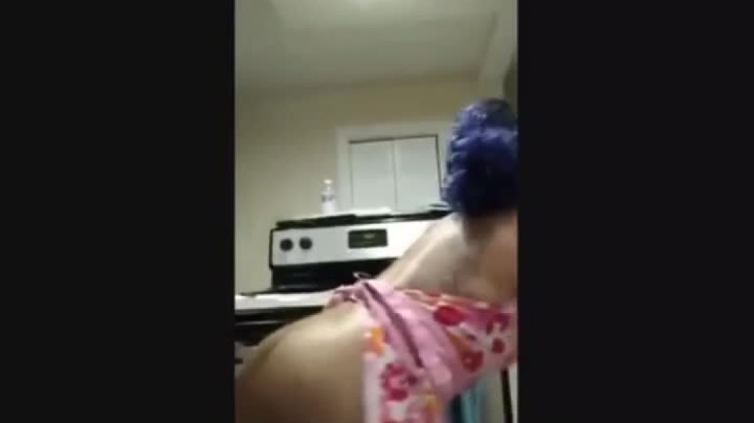 ⁣In the kitchen