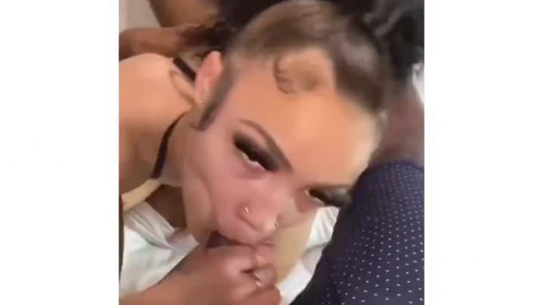 I-always-demand-2-dicks