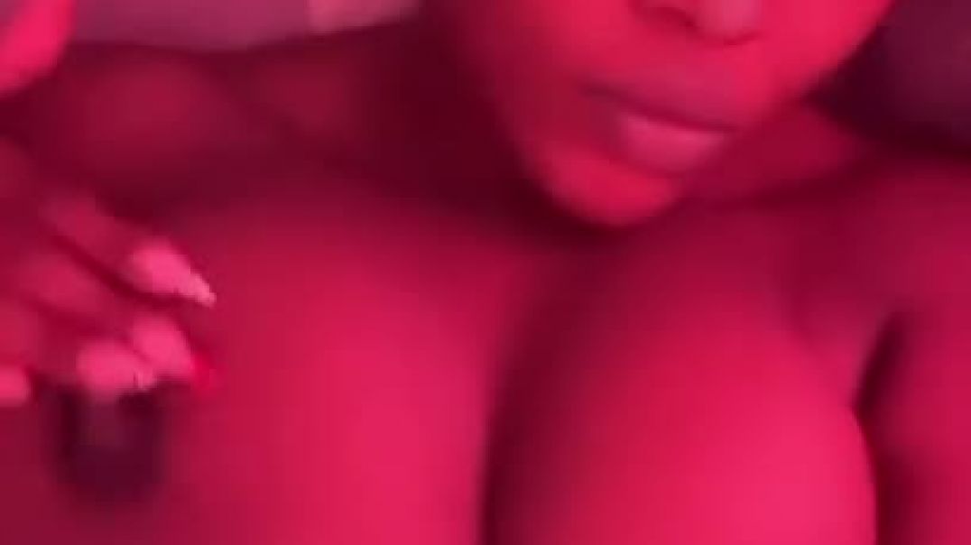 ⁣Instagram  Zanele R